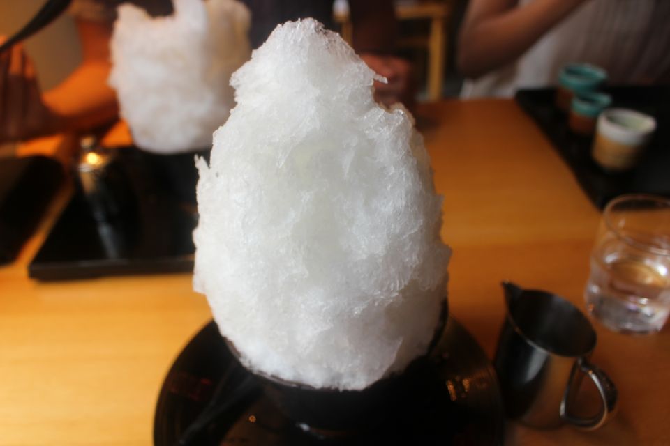 Azami Reizo shop and shaved ice